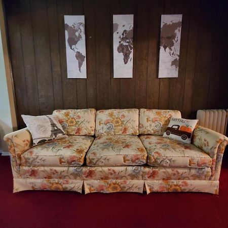 6 Minutes From The Falls! Spacious 2Nd Floor Apartment Sleeps 5 Niagara Falls Zewnętrze zdjęcie