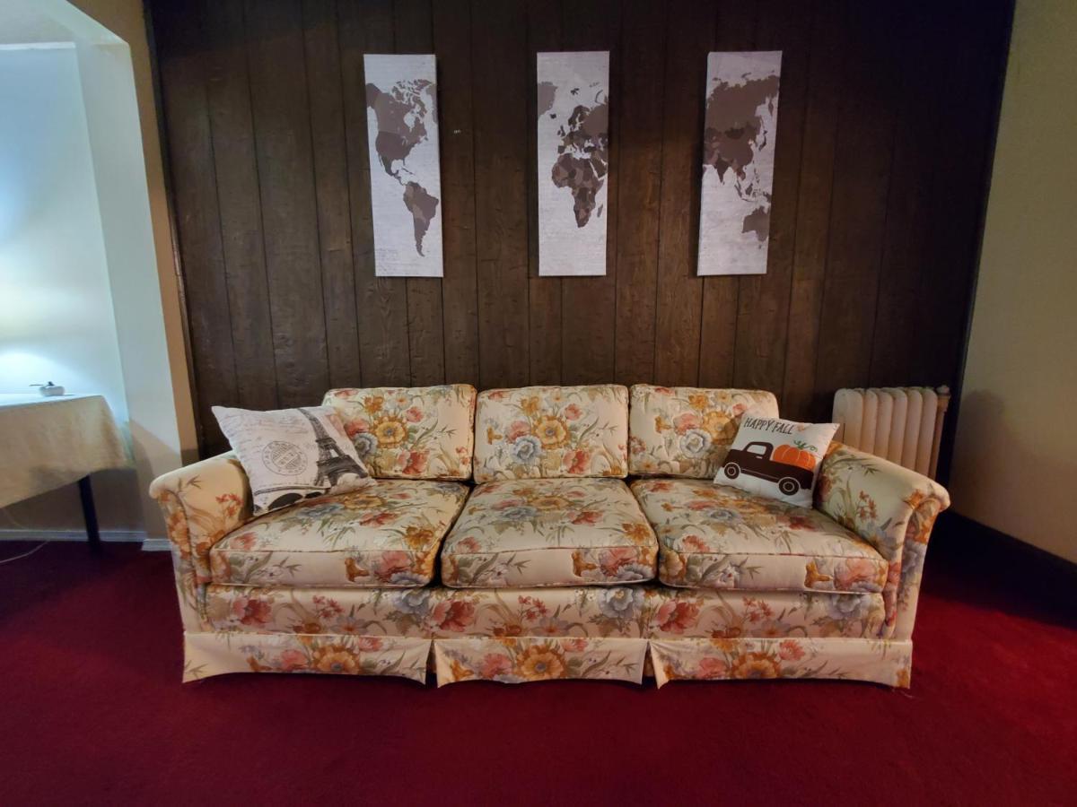 6 Minutes From The Falls! Spacious 2Nd Floor Apartment Sleeps 5 Niagara Falls Zewnętrze zdjęcie